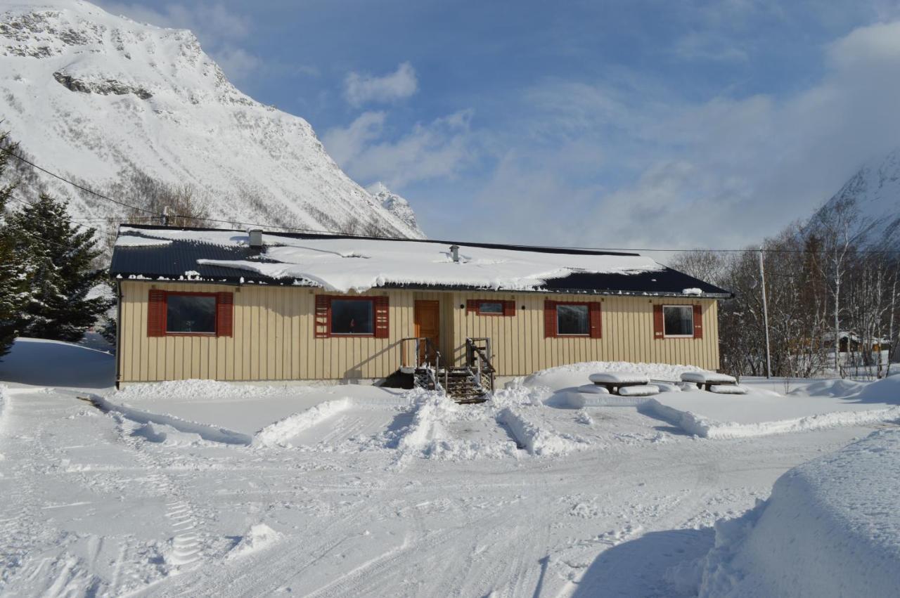 Lyngenfjord, Froyas Hus Vila Olderdalen Exterior foto
